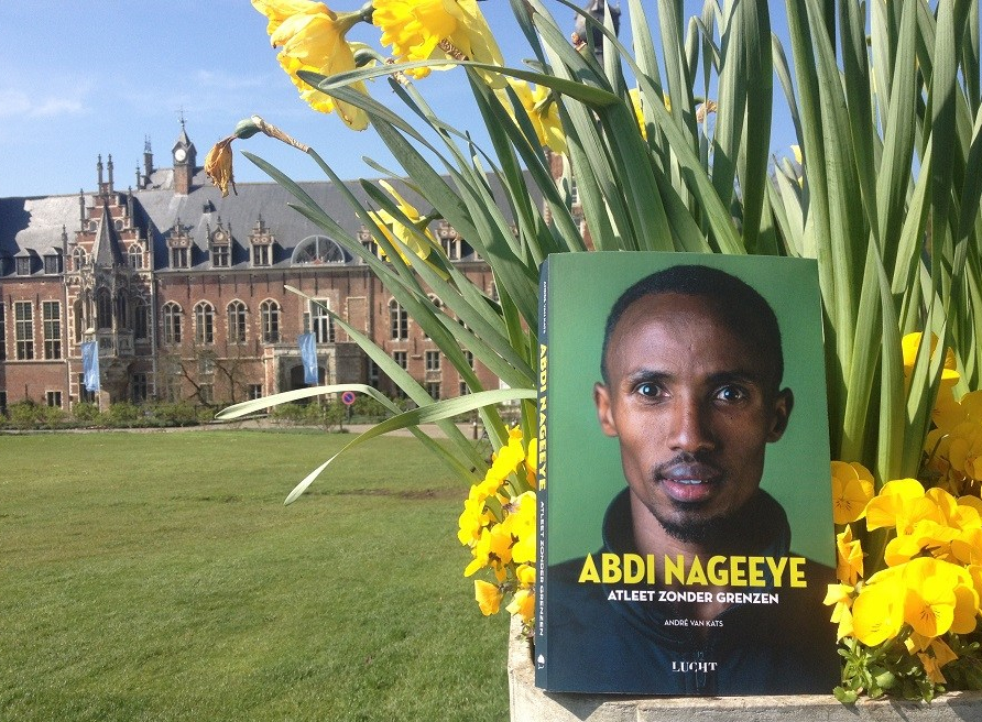 Het boek – Marathonloper zonder grenzen Abdi&nbsp;Nageeye