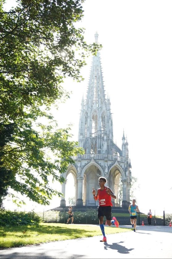 77006171-6bf2-4eb1-8594-ba749e0222c4