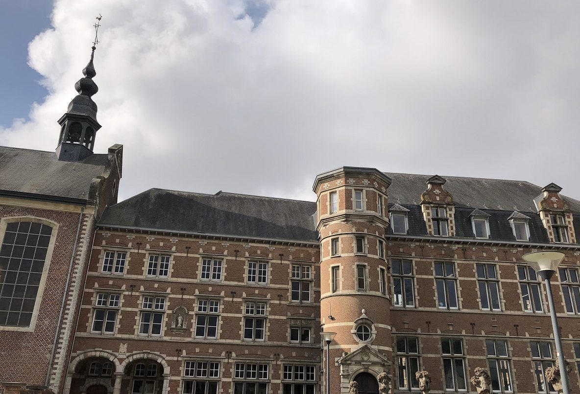 Het moment – Een ander decor, een nieuwe&nbsp;koers